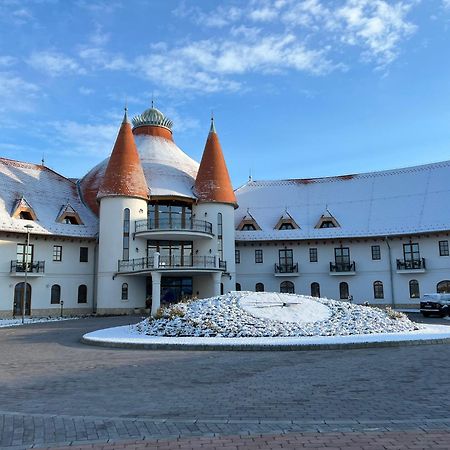 Hungarikum Hotel Lakitelek Bagian luar foto