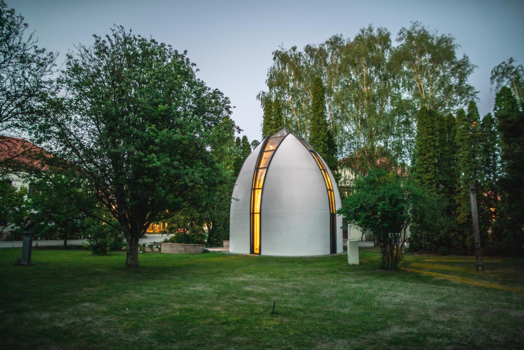 Hungarikum Hotel Lakitelek Bagian luar foto